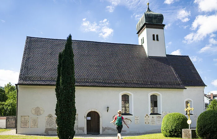 Katholische Filialkirche St. Georg - Außenansicht