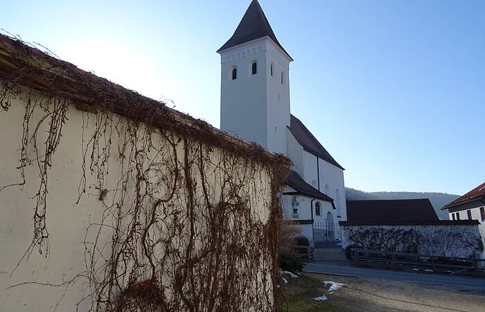 Kirche St. Nikolaus Unteremmendorf