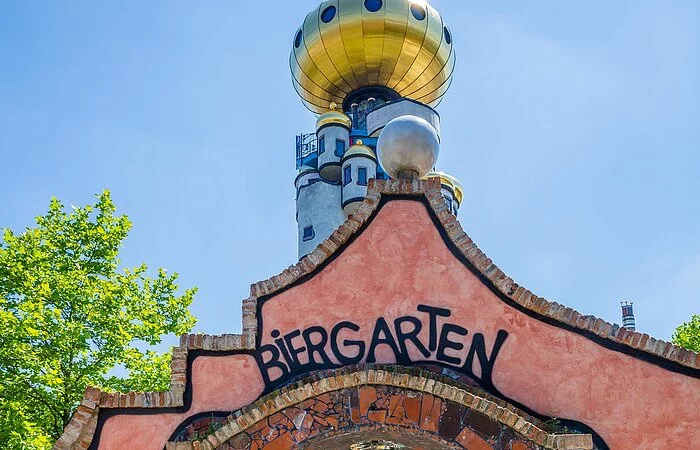 Kuchlbauer Turm ñ ein Hundertwasser Architekturprojekt, geplant und bearbeitet von Architekt Peter Pelikan ©Gruener Janura AG, Glarus, Schweiz ©Foto: Brauerei zum Kuchlbauer GmbH & Co KG 