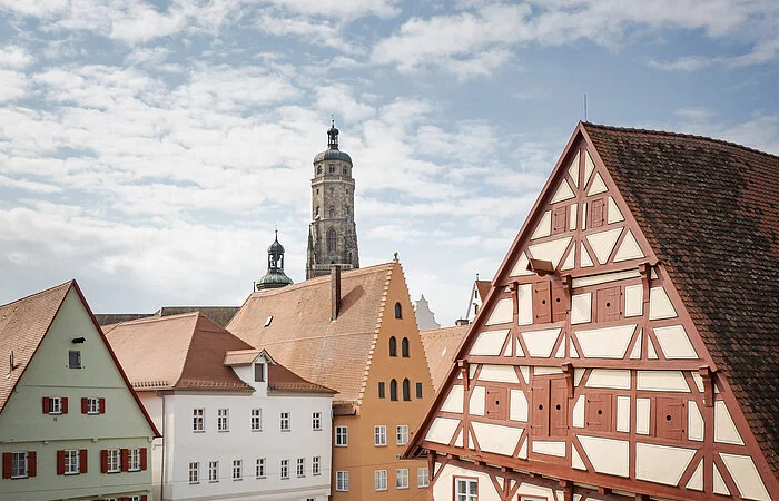 Altstadt Nördlingen mit Sicht auf Daniel