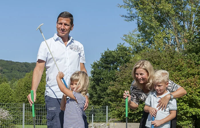 Minigolf-Vergnügen für die ganze Familie