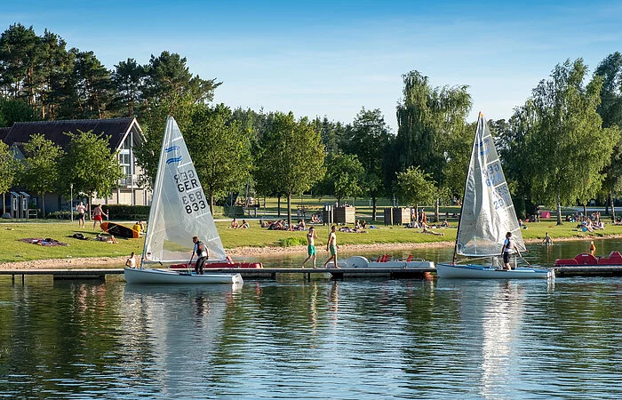 Segelboote auf dem Rothsee