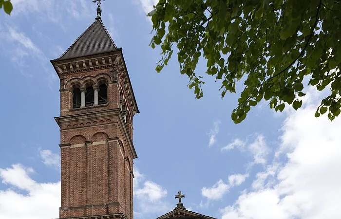 Erlöserkirche (Außenansicht)