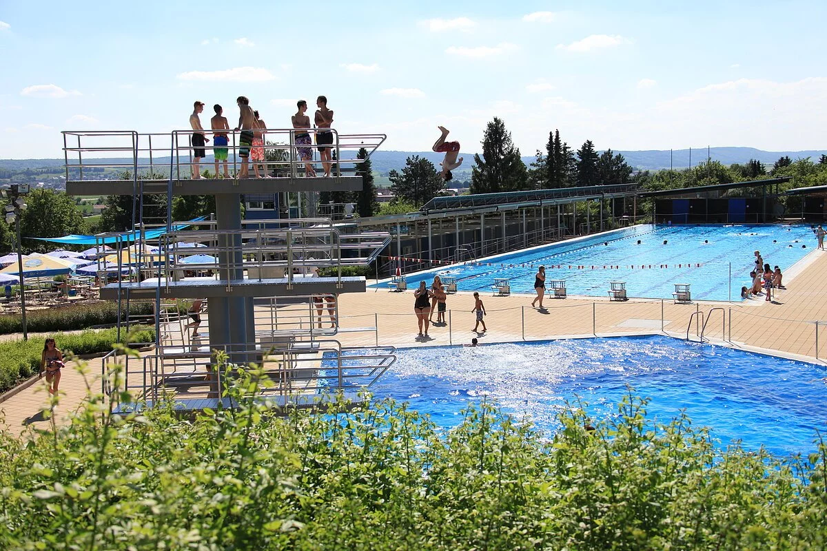 Freibad auf der Marienhöhe in Nördlingen