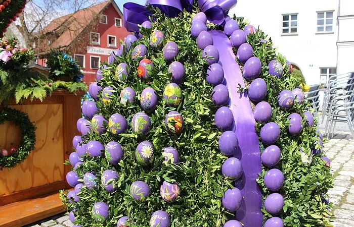 Osterei beim Osterbrunnen Kipfenberg 2024