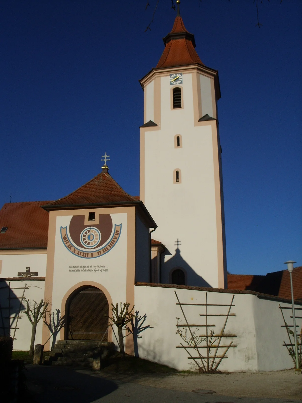 Wehrkirche in Biberbach