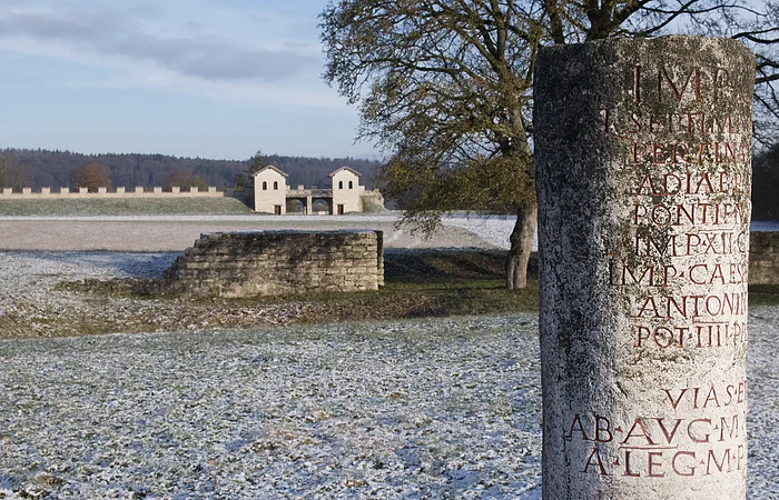 Römischer Meilenstein am Kastell Vetoniana bei Pfünz